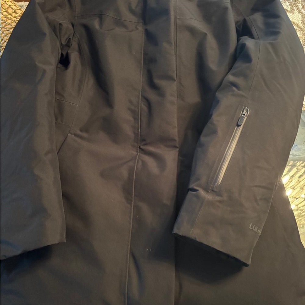lululemon snow warrior parka size 8 like new - Picture 3 of 9